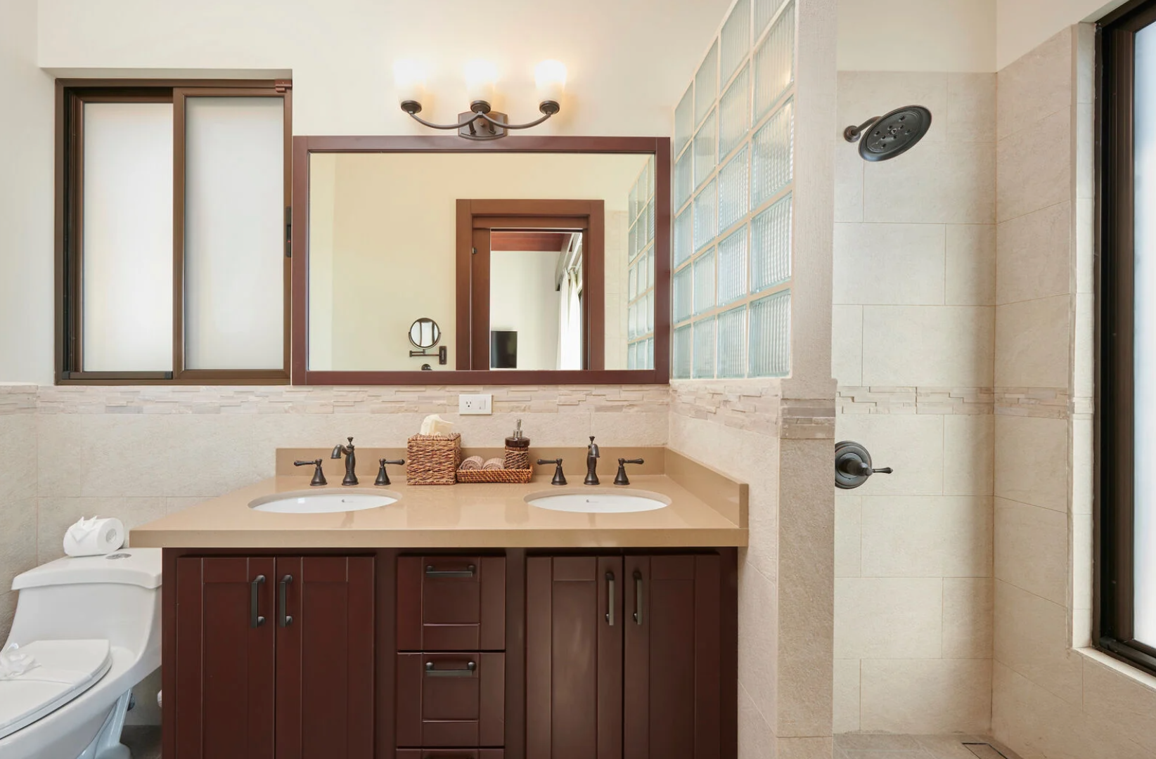 Sol Villa - Image 20